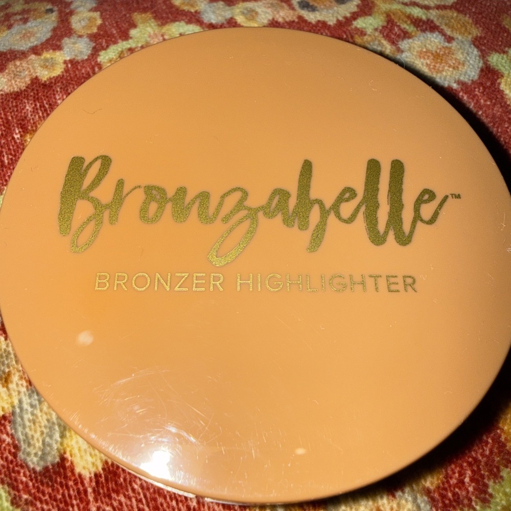 Belle Beauty Kim Gravel Bronzabelle TUSCAN SUN Bronzer Highlighter Compact NEW